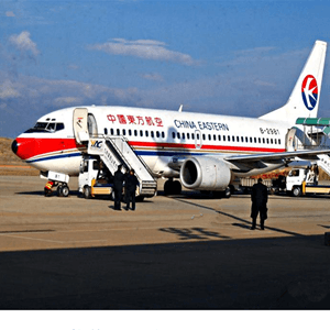 汉中城固机场货运航空快运业稳步发展的原因是什么？